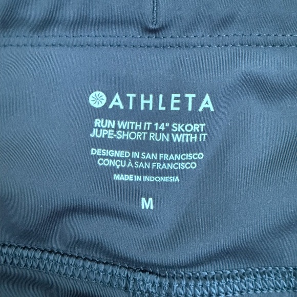 Athleta Run With It 14” Skort Black Size Medium - Picture 7 of 10